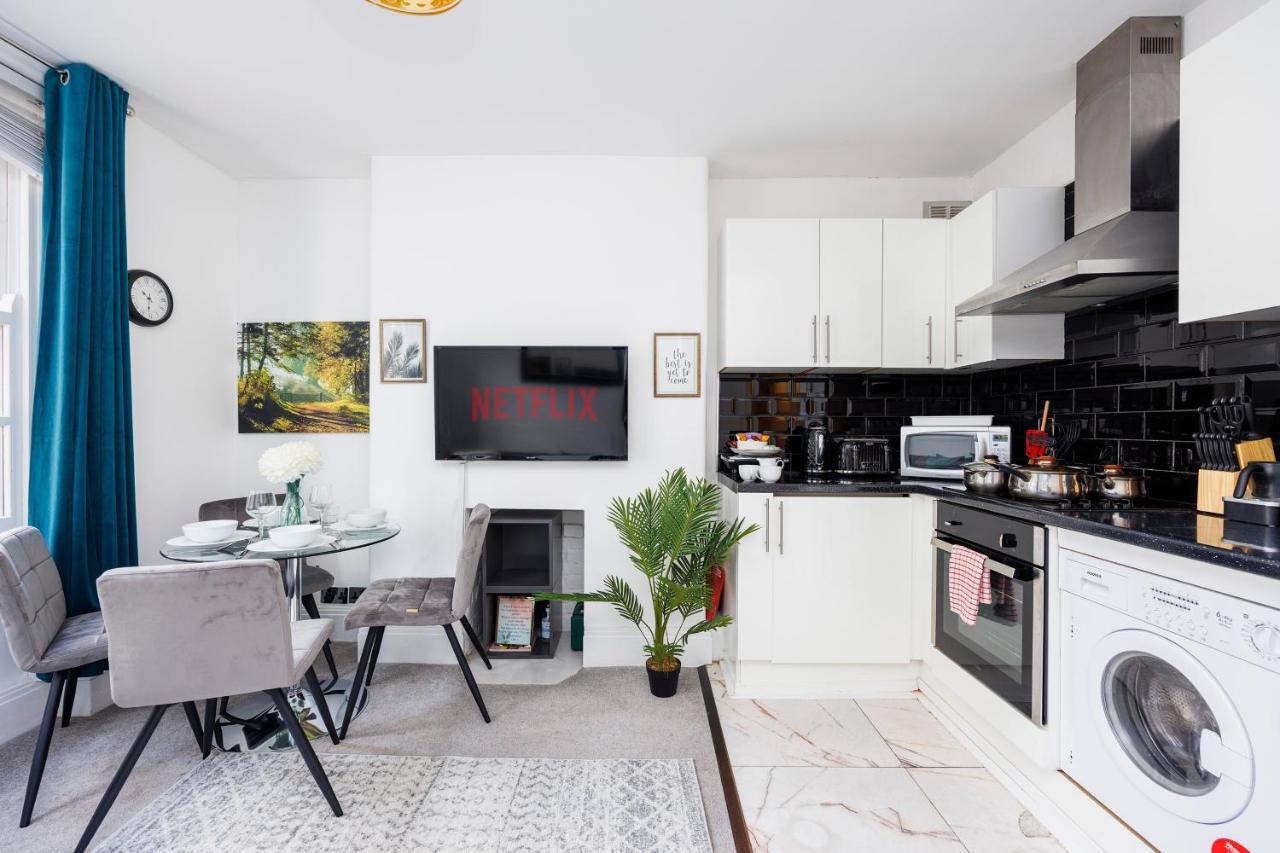 2 Bed Apartment London Ngoại thất bức ảnh